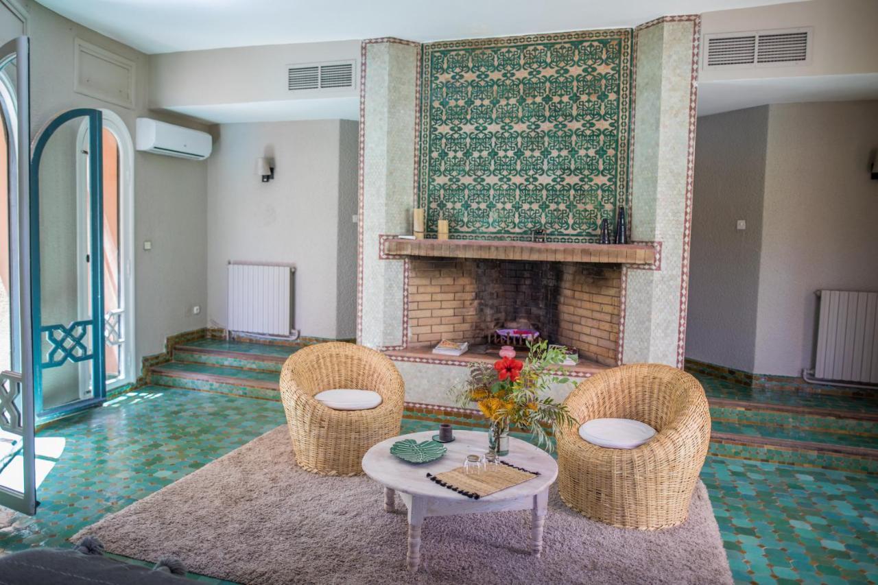 Bed and Breakfast La Vie En Rose - Horses & Dogs House Ait Hamid Экстерьер фото